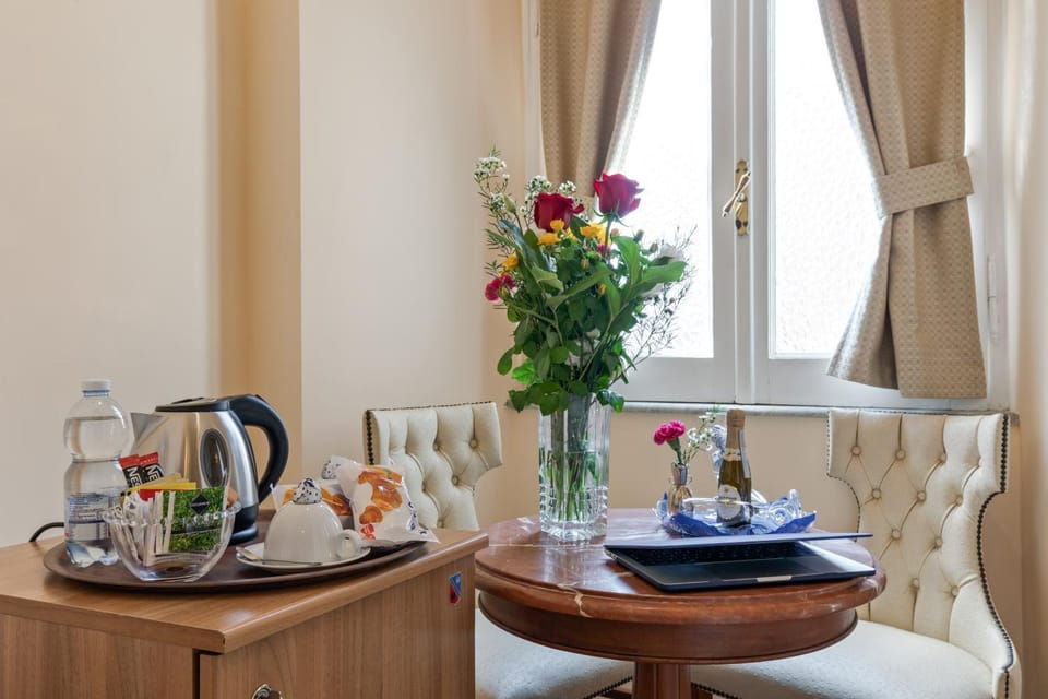 Coffee/tea facilities
