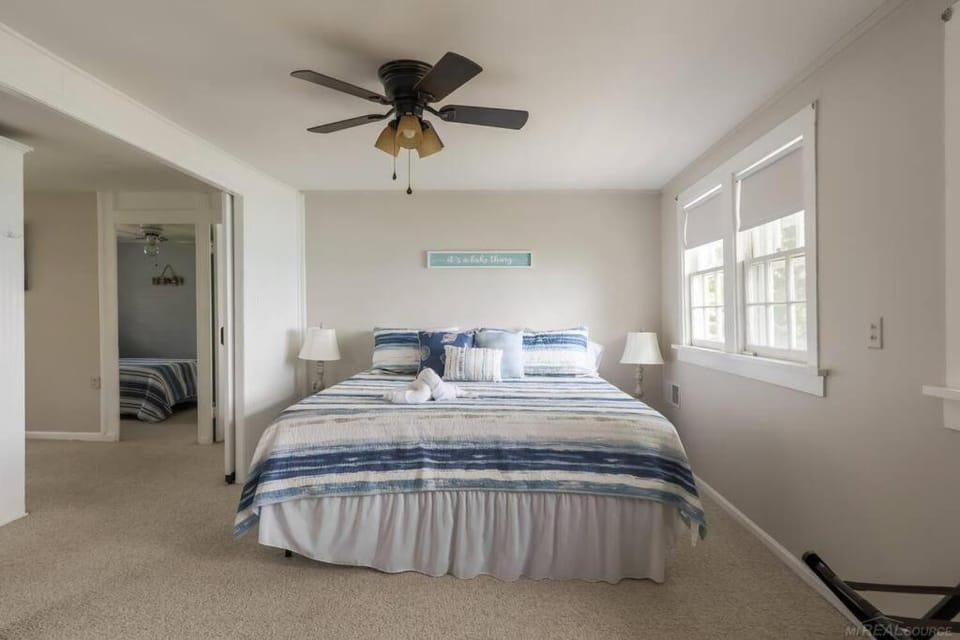 Waterfront Cottages in Lexington Vacation Homes House in Michigan