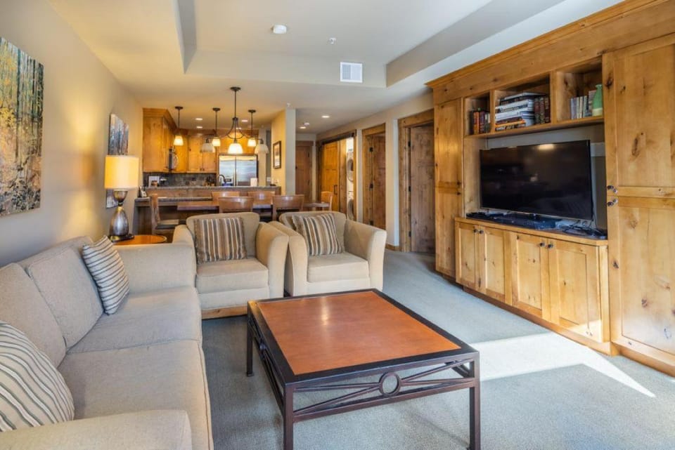 Pet Friendly Condo, Suncadia Pool Access House in Kittitas County