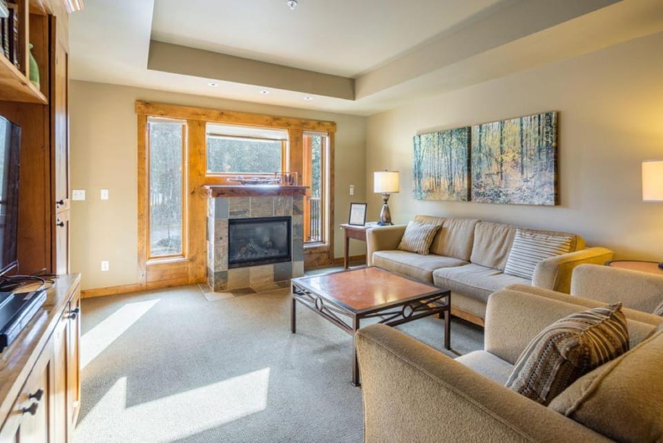Pet Friendly Condo, Suncadia Pool Access House in Kittitas County