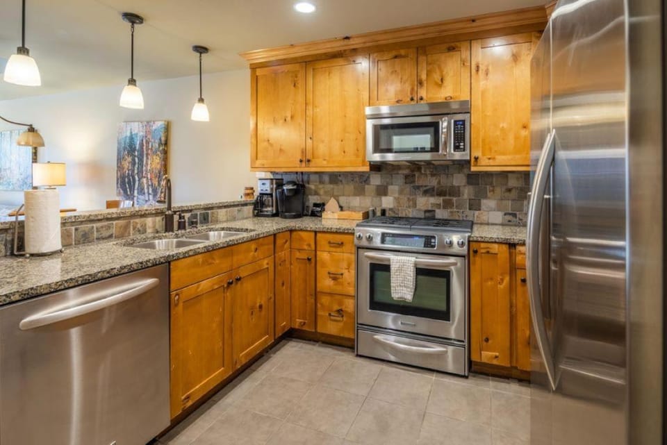 Pet Friendly Condo, Suncadia Pool Access House in Kittitas County