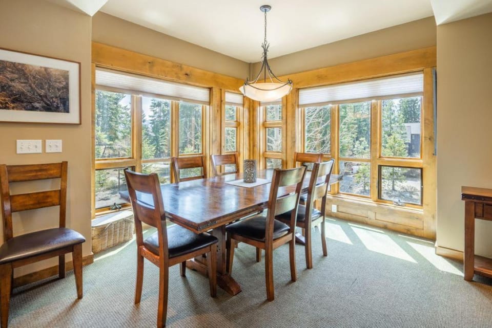 Pet Friendly Condo, Suncadia Pool Access House in Kittitas County