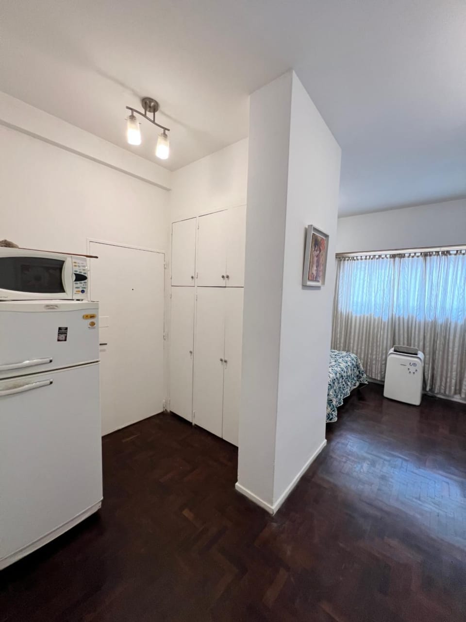 Bed, Kitchen or kitchenette, Photo of the whole room, Bedroom, minibar