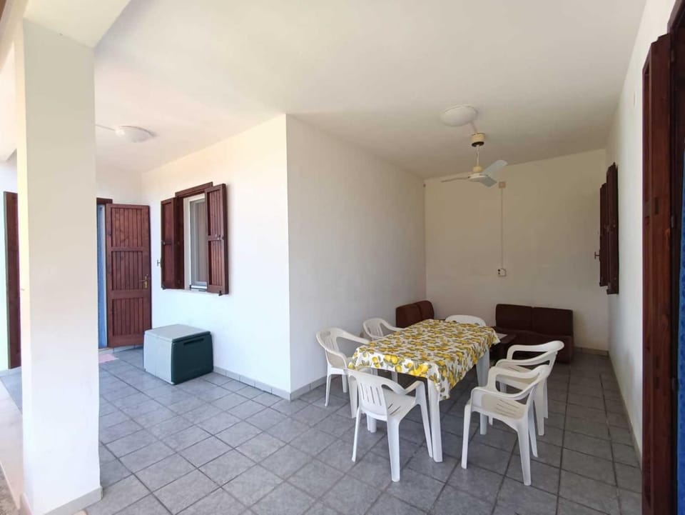 Villa Specchiarica, Via Fano con gazebo auto House in Province of Taranto
