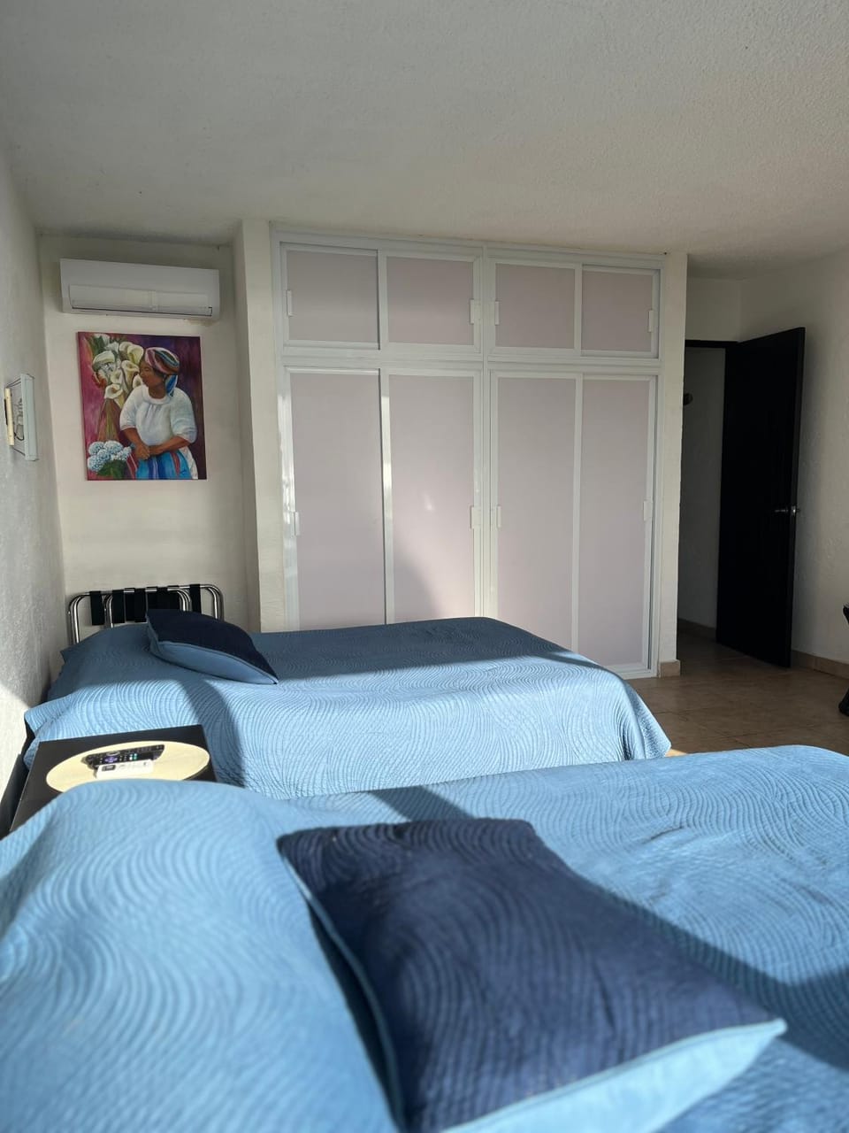 Bedroom, wardrobe