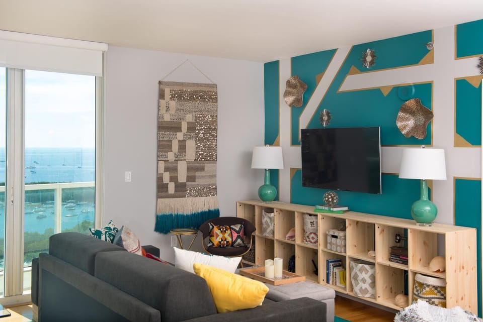 Coconut Grove 2 bedroom Apartment Amazing Views Includes Parking Apartment in Coconut Grove