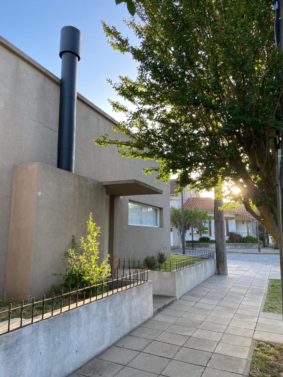 Property building, Day