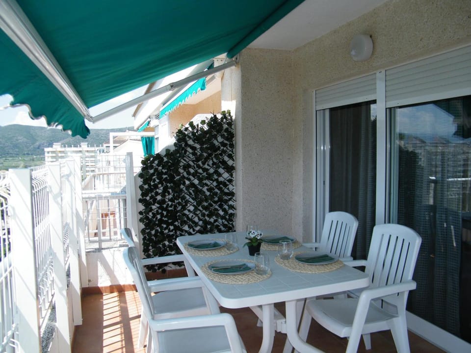 EXCLUSIVO FAMILIAS Playa de Gandia zona norte A-A 2 dormitorios piscina, tenis y jardines ES-314-2 Apartment in Safor