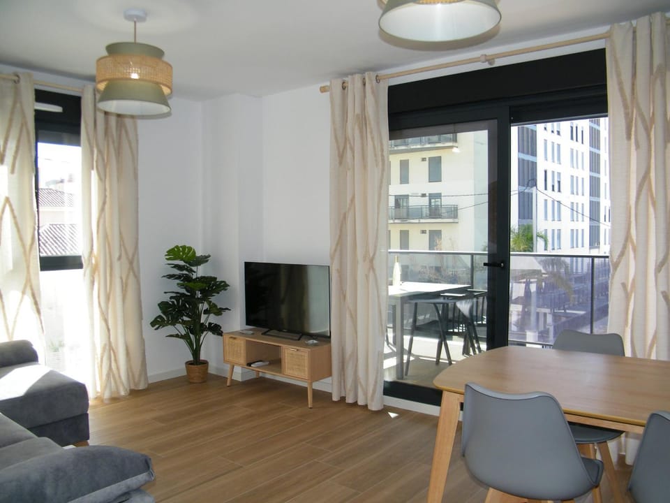 Apartamento en Playa de Gandía: 2 Dorm, Aire Acond, Piscina, Parking. Exclusivo Familias - ES-314-16 Apartment in Safor
