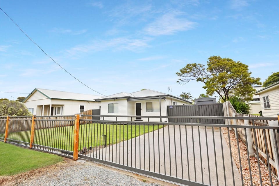 Lilly G House in Lakes Entrance