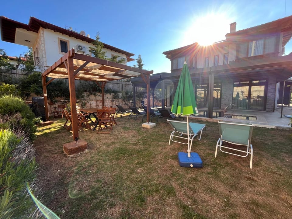 Derya Beach Agullu Villa Villa in Antalya Province