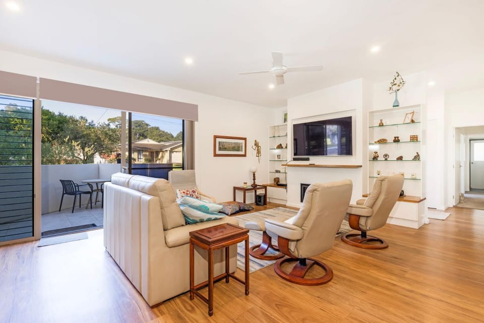 Bay Gem - Pet Friendly with Spa House in Callala Bay