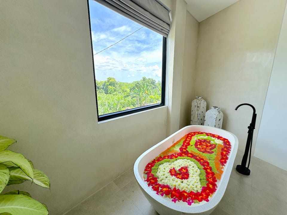 Bathroom, Bath