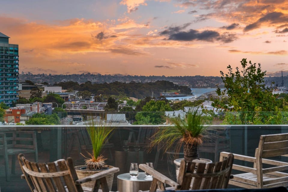 Patio, Day, Natural landscape, Winter, Summer, View (from property/room), Balcony/Terrace, Seating area, City view, Sea view, Entertainment, Entertainment, Sunrise, Sunset
