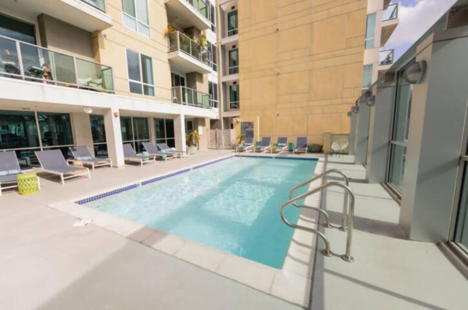 Property building, Patio, Day, View (from property/room), Balcony/Terrace, Pool view, Swimming pool, internet, pet friendly, sunbed