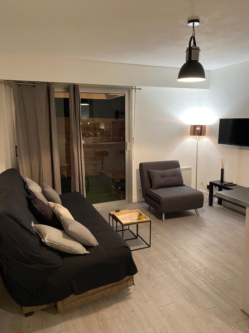 TV and multimedia, Living room