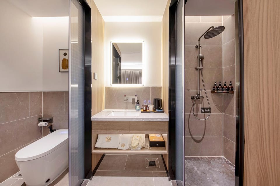 Shower, Bathroom