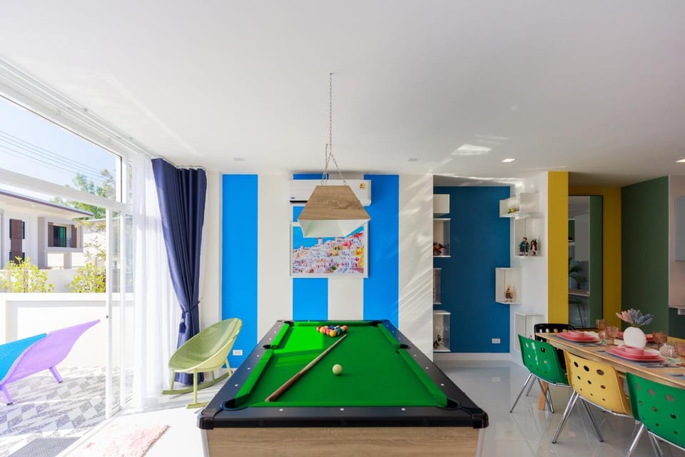 Activities, Living room, Area and facilities