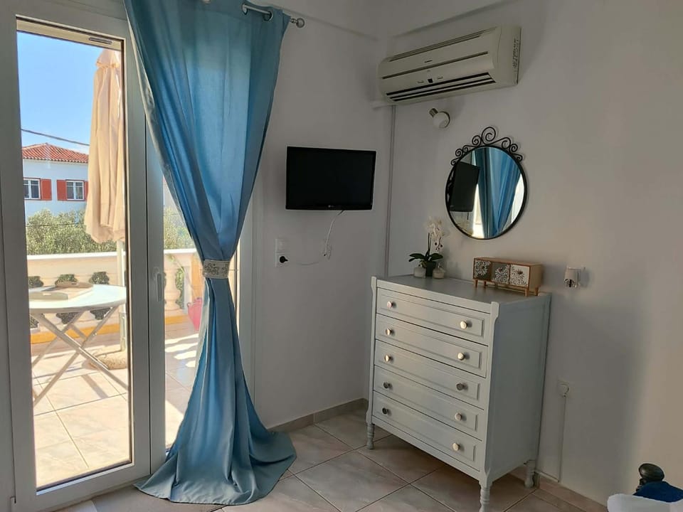 Villa Santa Marina House in Spetses
