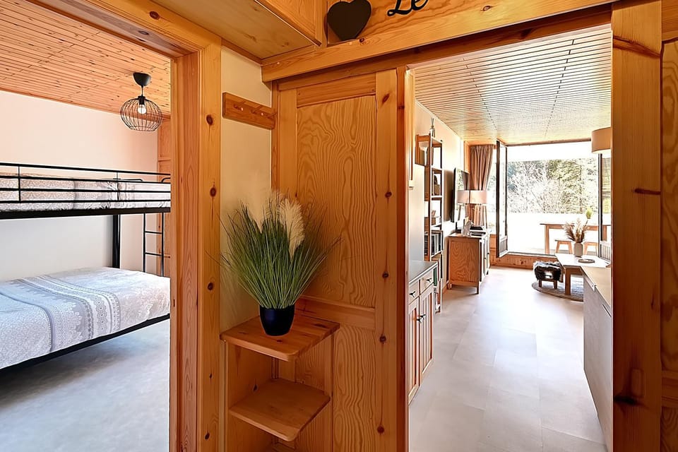 bunk bed