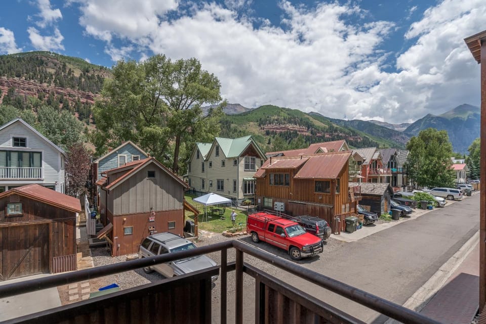 River Club 202 by Alpine Lodging Telluride Apartment in Telluride
