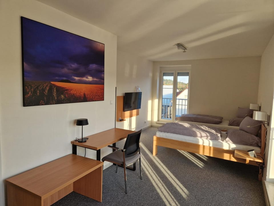 Bed, Area and facilities