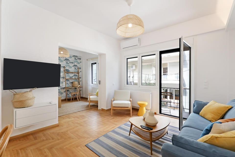 TV and multimedia, Seating area, Evening entertainment