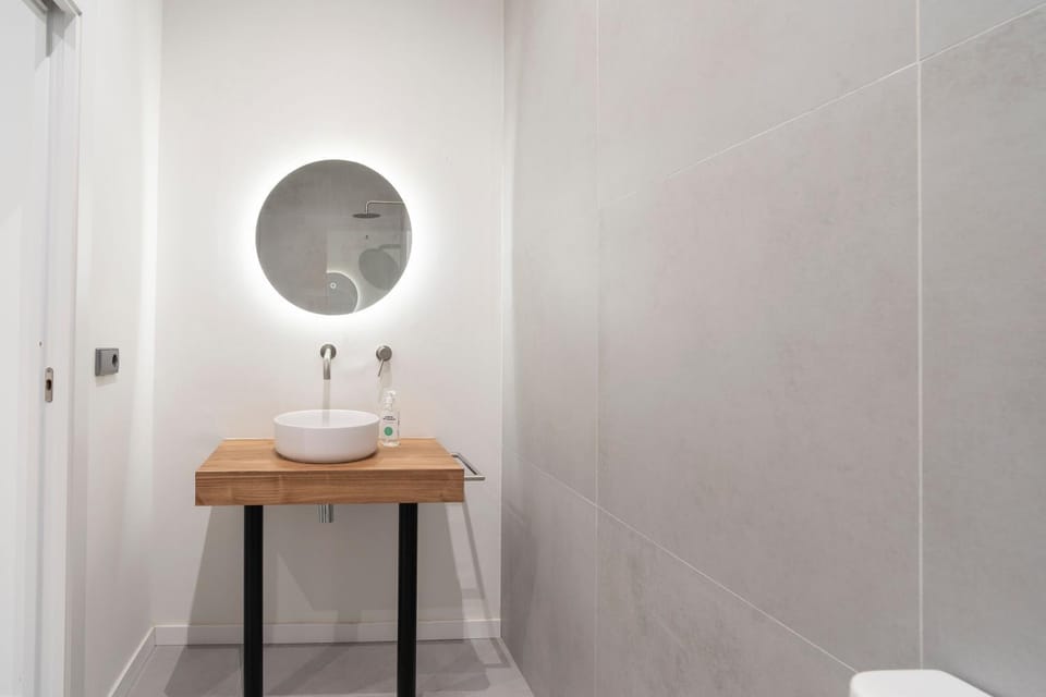 VLC HOST - Bellvis Apartment in Valencia