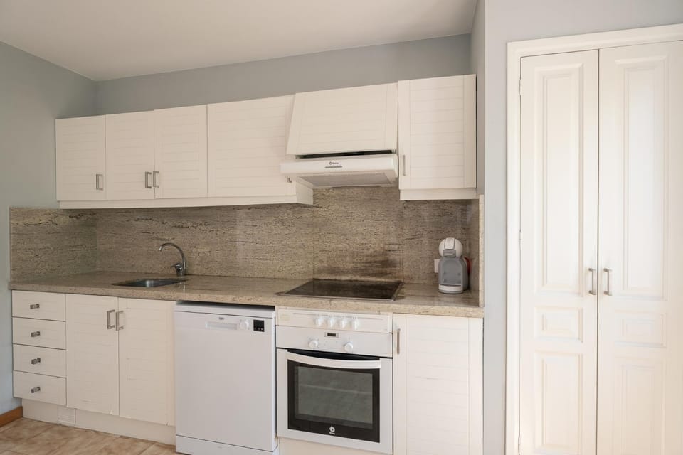 Kitchen or kitchenette, Other