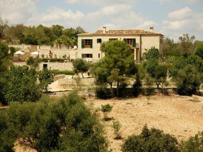Villa Son March casa con piscina en Petra Villa in Pla de Mallorca