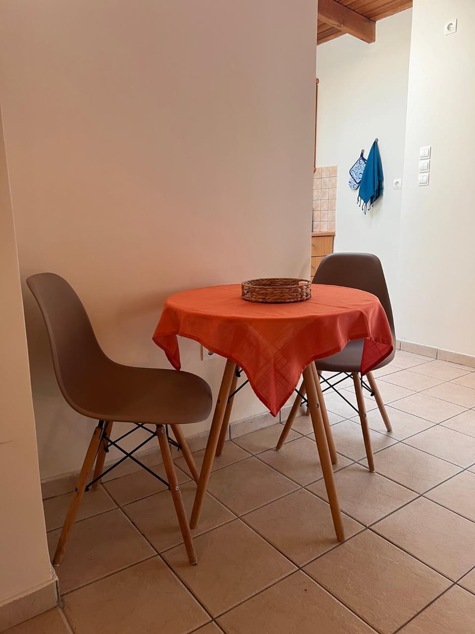 Dining area, Breakfast