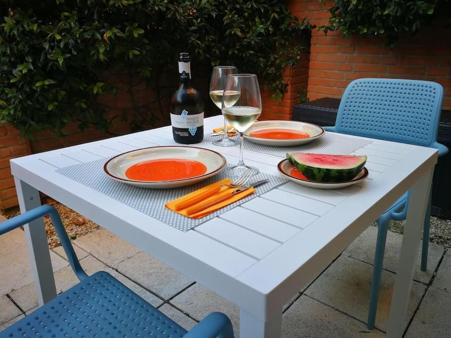 Garden, Balcony/Terrace, Food and drinks, Dinner, Alcoholic drinks