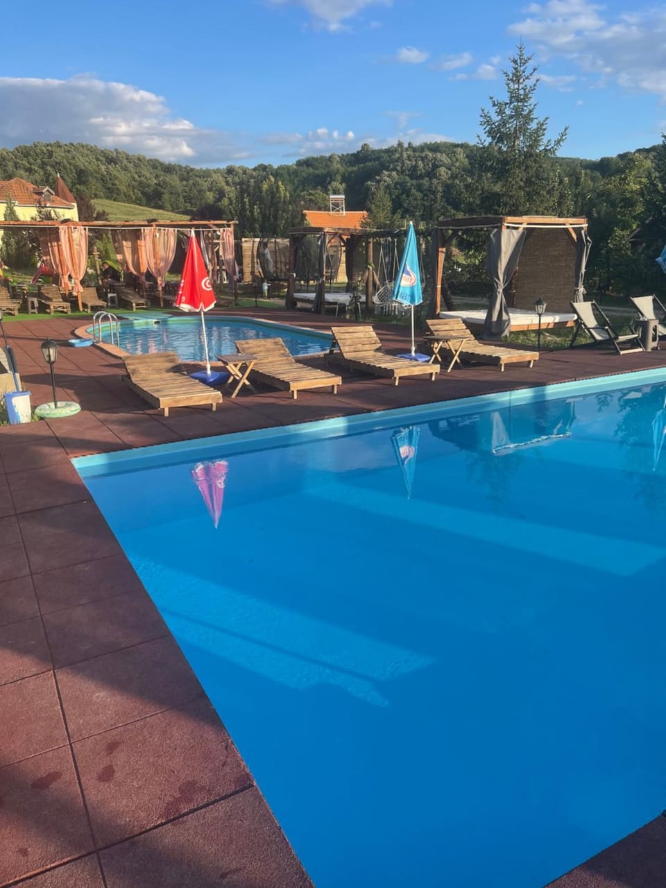 Day, Natural landscape, Mountain view, Pool view, Swimming pool, sunbed