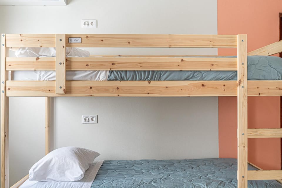 Bed, Photo of the whole room, Bedroom, bunk bed