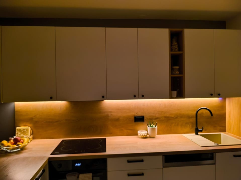 Adriatic Sunset View Apartment in Poreč