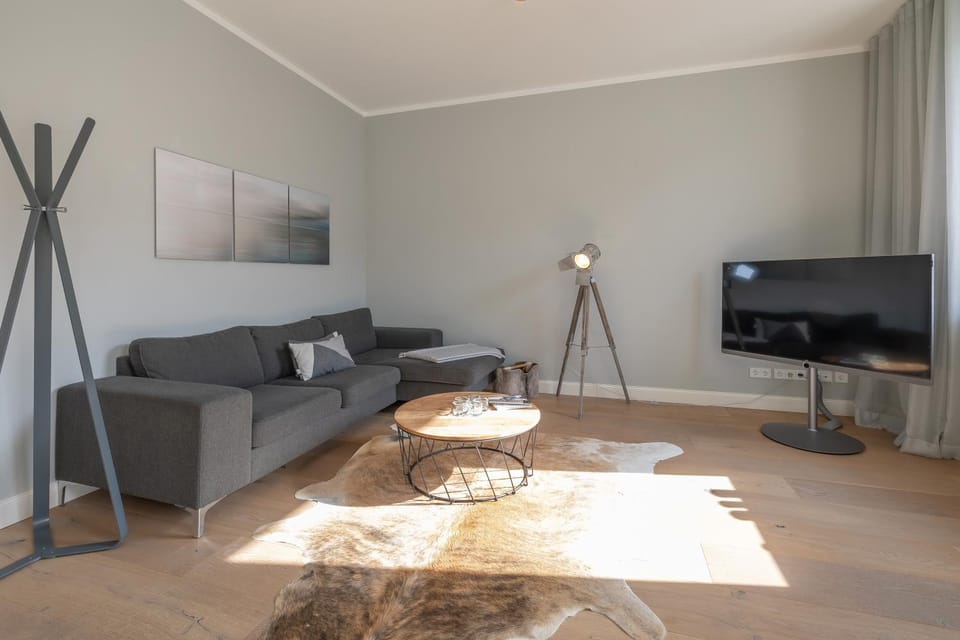 FIRST Lands End Apartment in Sellin