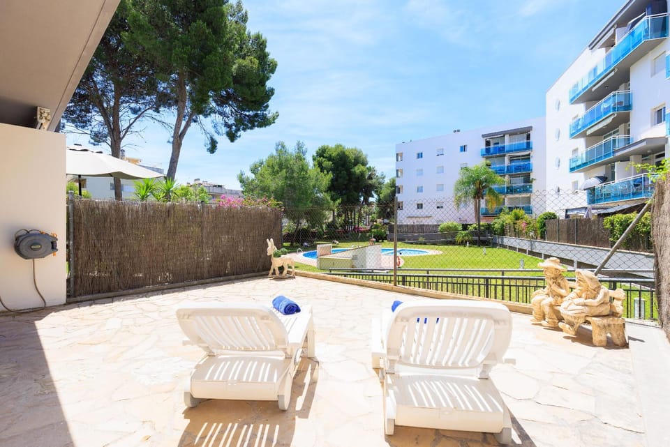 UHC GOLDEN PINEDA APARTMENTS Apartment in Salou
