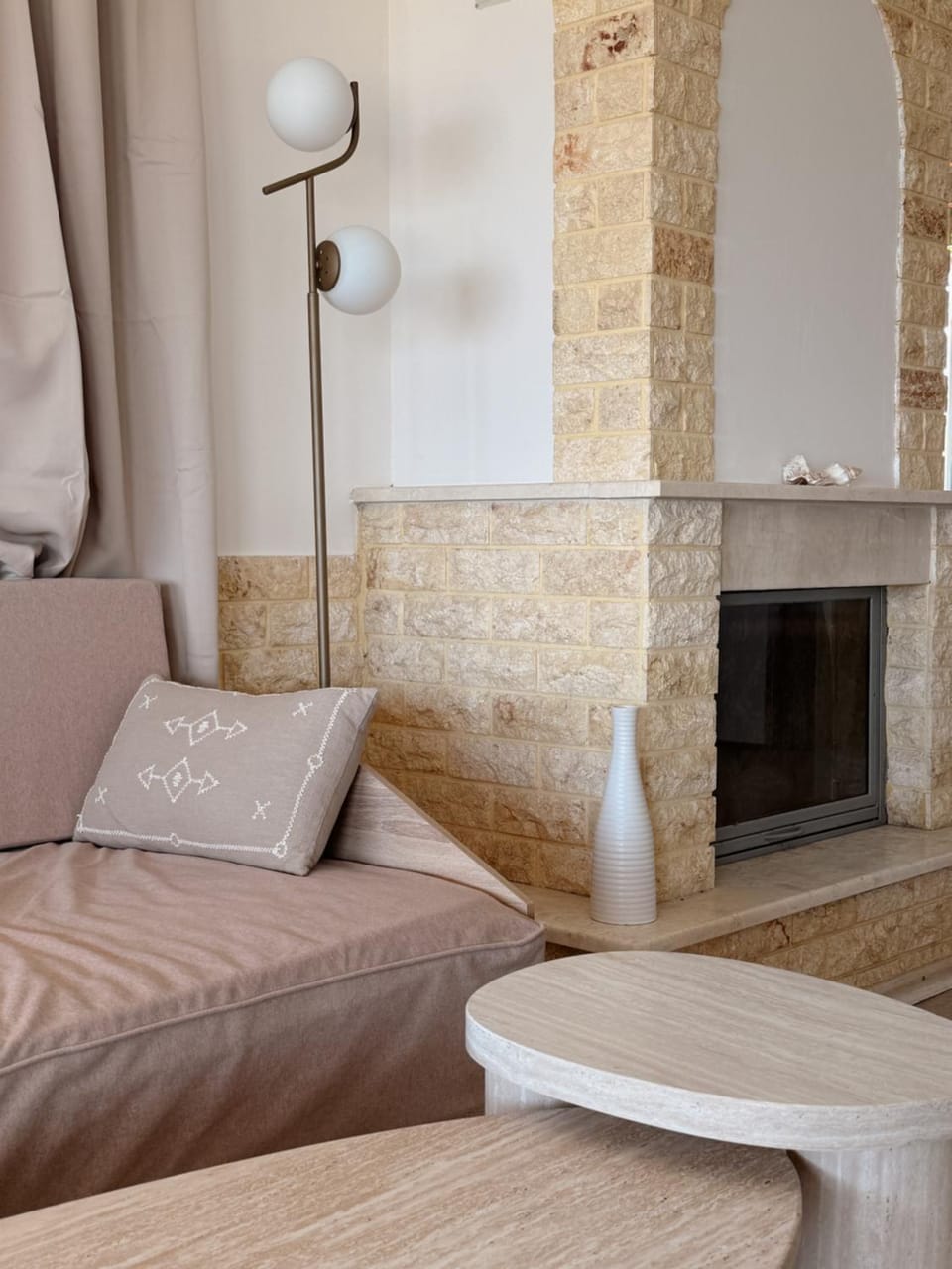 Absolute Beachfront Villa-Grand Sandy Beach Villa in Halkidiki