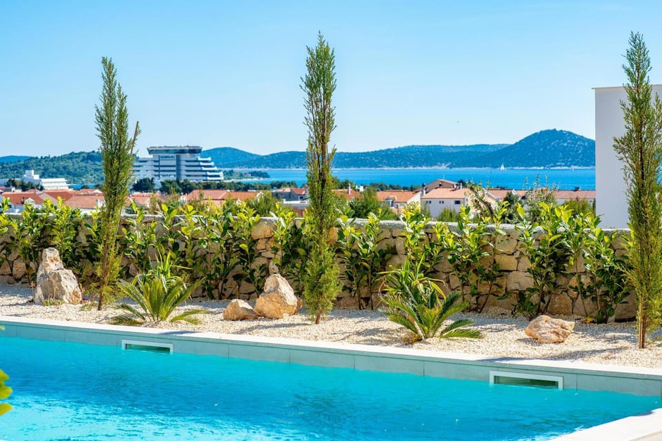 Villa Galla - Sea view, Jacuzzi, Heated pool Modern design Villa in Šibenik-Knin County, Croatia