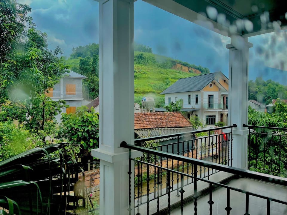 Hà Thành Villa Hotel in Laos