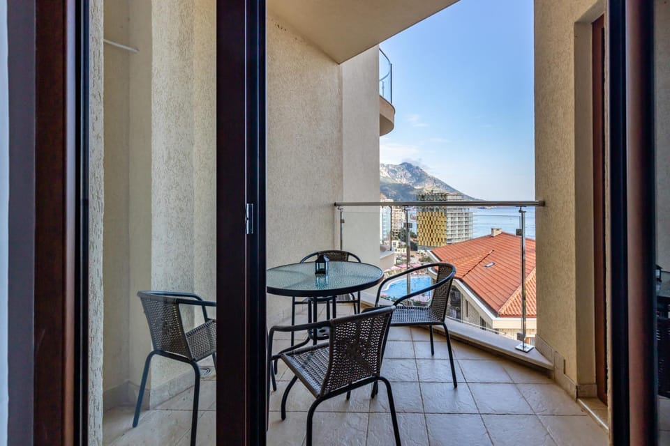 View (from property/room), Balcony/Terrace, Sea view