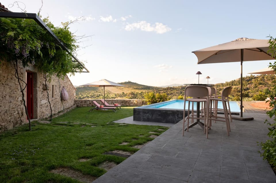 Natural landscape, Garden, Balcony/Terrace, Mountain view, Pool view, Swimming pool, sunbed