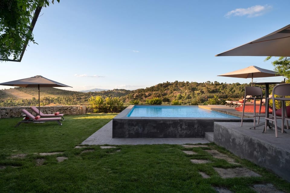 Natural landscape, Garden, Balcony/Terrace, Mountain view, Pool view, Swimming pool, sunbed