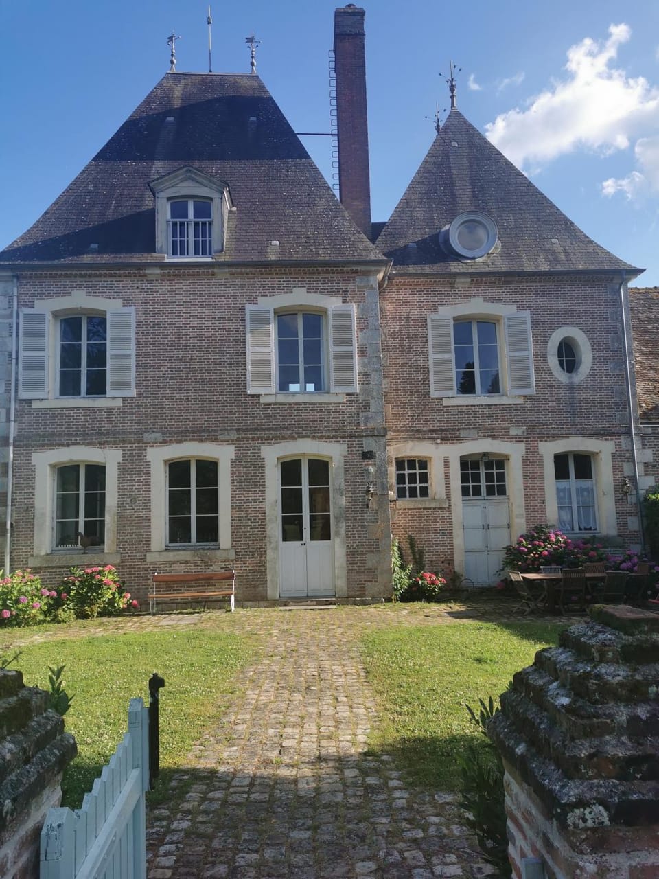 Property building, Dining area, Garden view