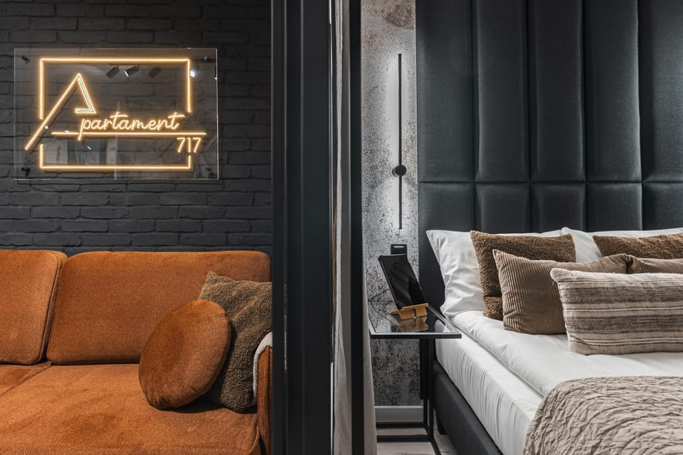 Bed, Living room, Seating area, Bedroom