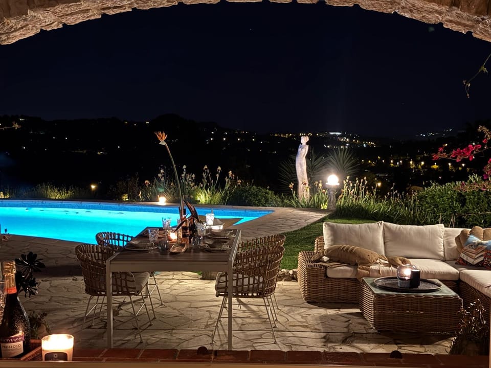 Sea View Villa in the French Riviera Villa in Saint Paul de Vence