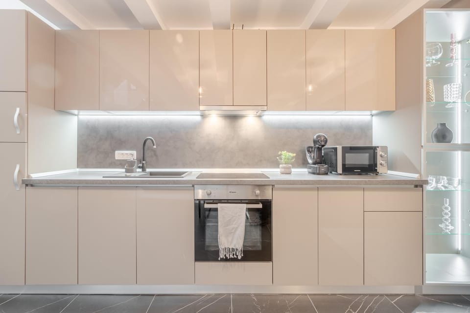 Apartament Ultra-Central Lux + Free Parking + Self Check-In Apartment in Hungary