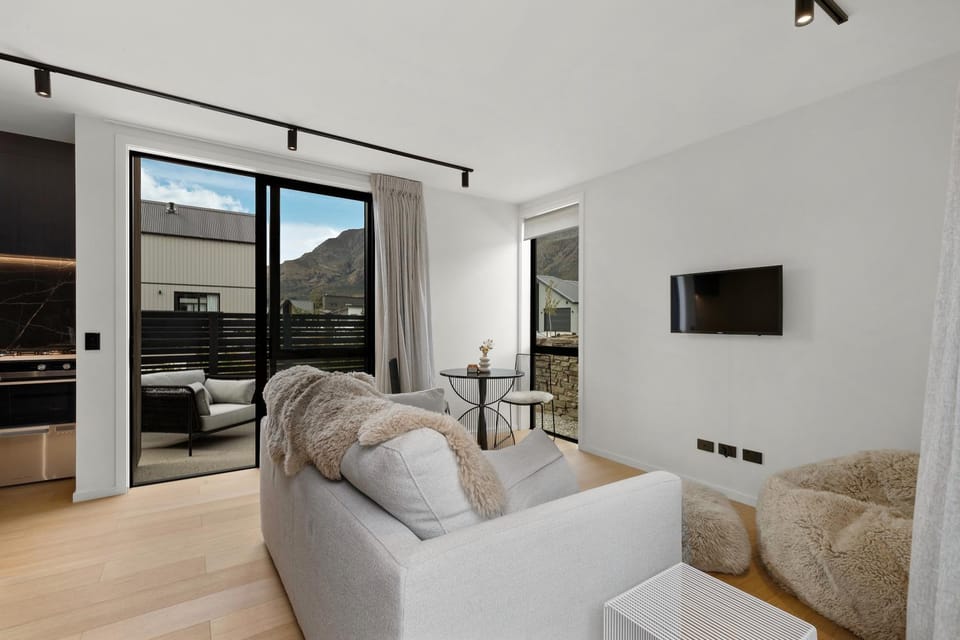 Woolshed retreat - Queenstown House in Otago