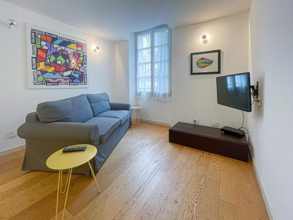 Tony Allard By Winsome Destination 3A Apartment in Cannes
