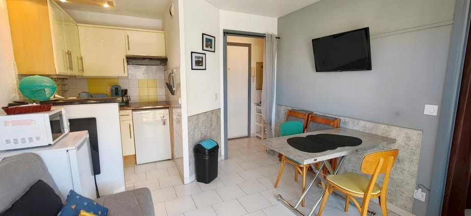 Nice appartment wbalcony Port Fréjus Apartment in Fréjus